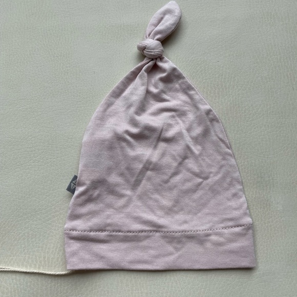 Kyte Baby Bamboo Hat Newborn - Picture 1 of 10